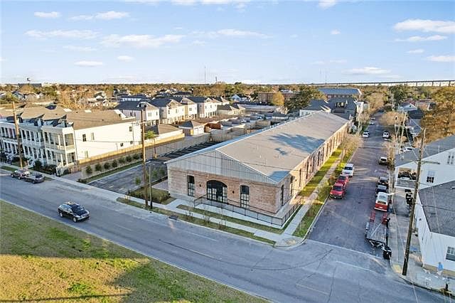 1st image of 801 Patterson Dr #3