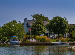 5285 Chesapeake Ct, Oshkosh, WI 54901