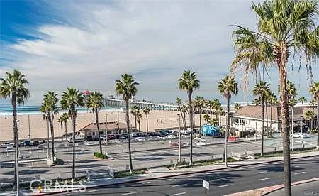 200 Pacific Coast Hwy — Photo 25