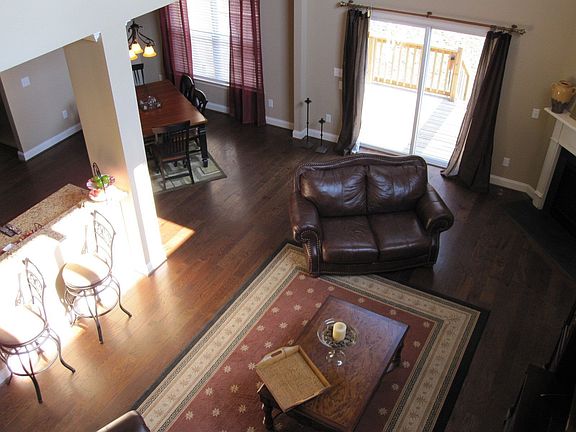 2nd image of 4613 Sawmill Pl