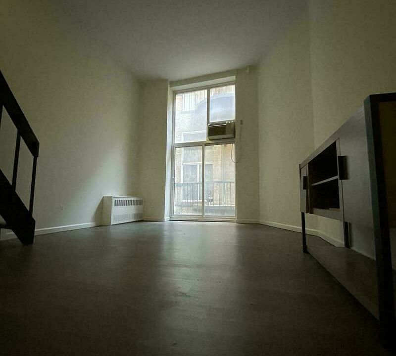 1st image of 33 Gold St APT 514