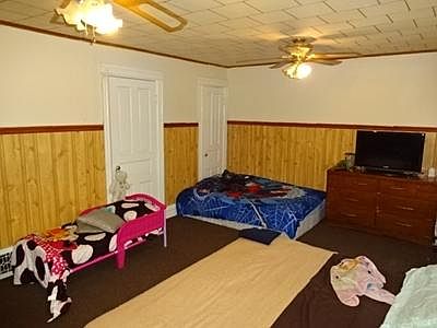 4th image of 1527 Niagara Ave