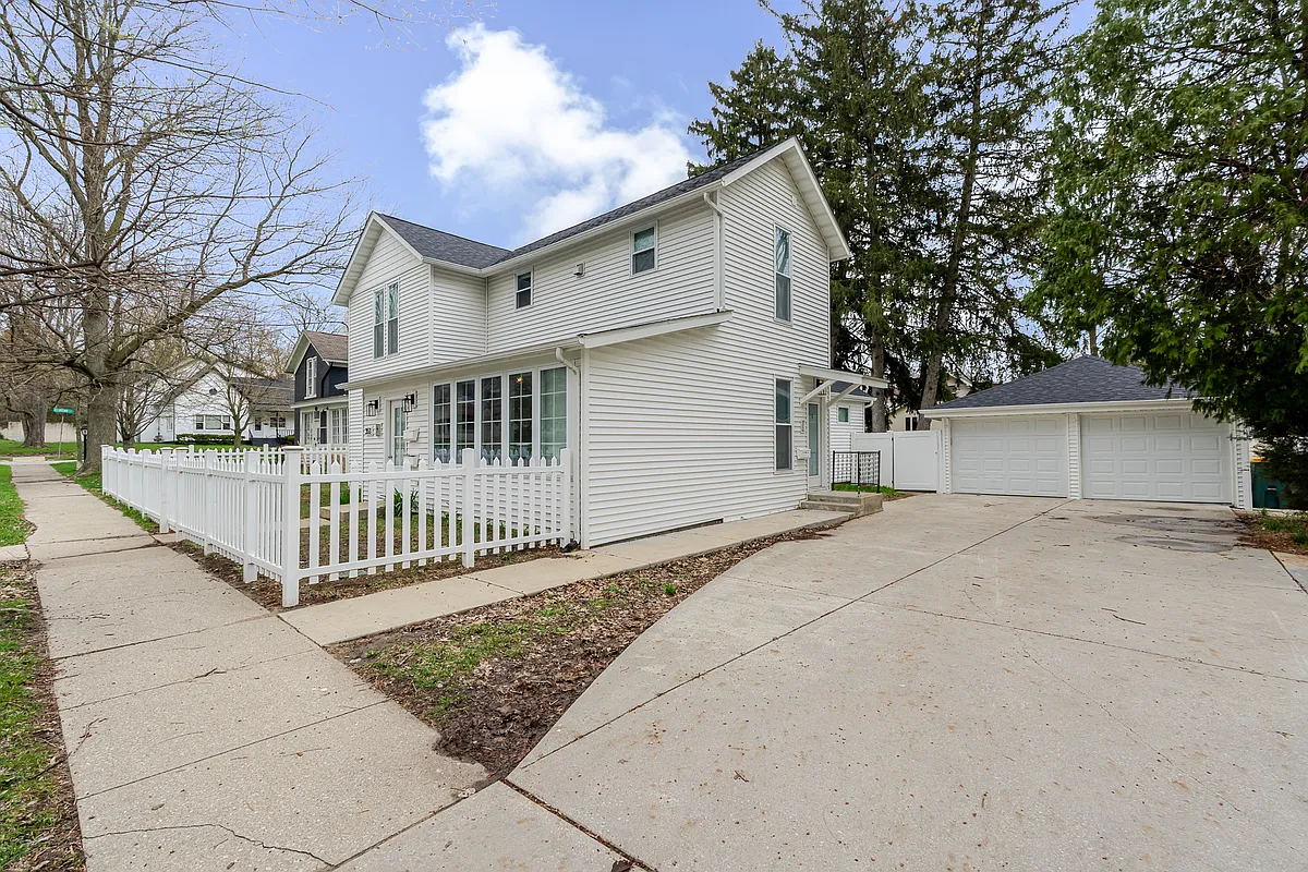 Building Photo - 353 Morgan Blvd #1
