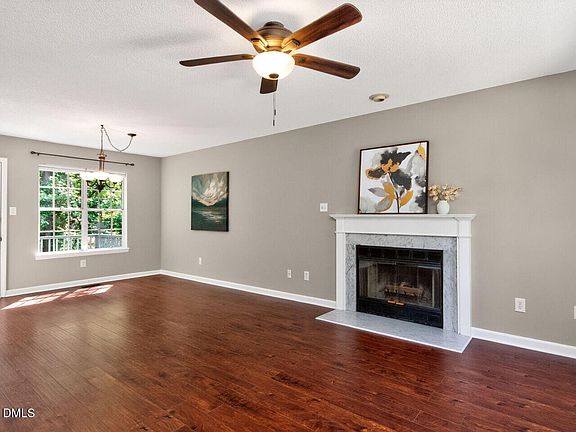 2nd image of 4212 Bluffs Ln