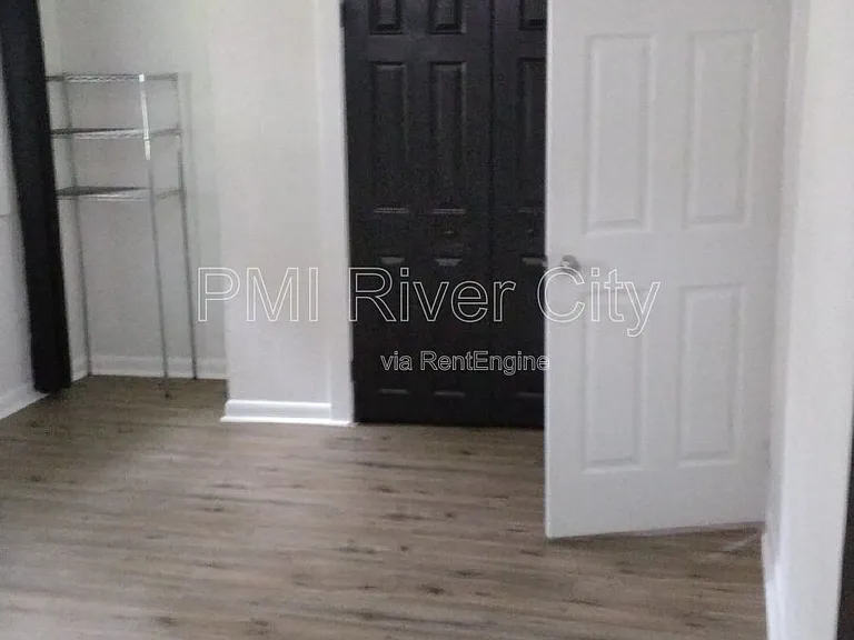 8136 Siskin Ave — Photo 9