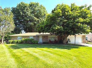 2645 Gladiola St NE, Canton, OH