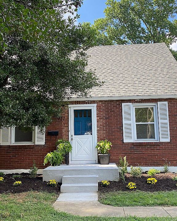 1st image of 927 Ardmore Dr