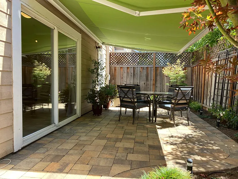 1003 Live Oak Ter — Photo 22