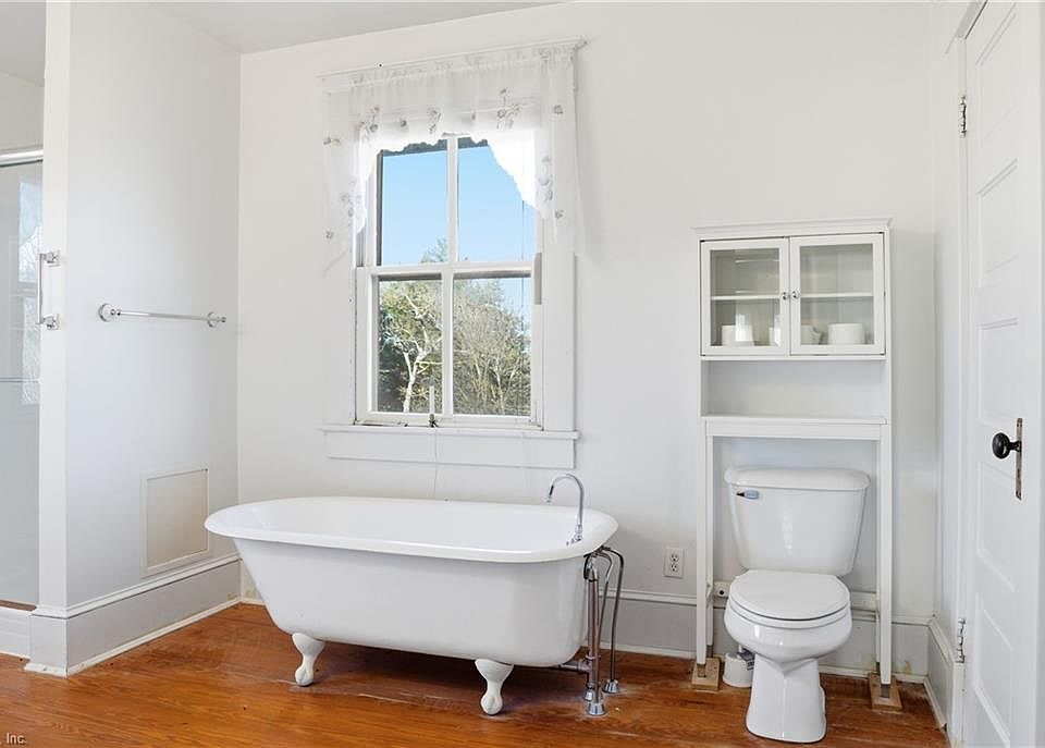 1st image of 24581 Delaware Rd