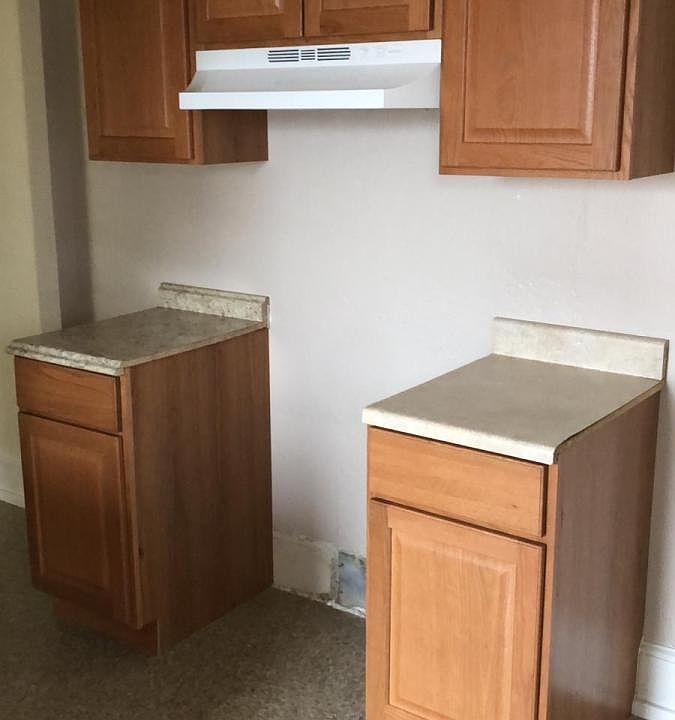 1st image of 380 W Main St APT 106