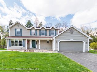 5289 Bear Lake Dr, East Lansing, MI 48823
