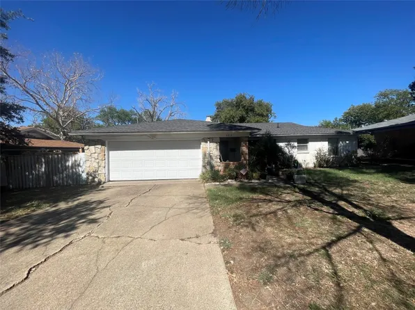 503 Martin Ln, Euless, TX 76040