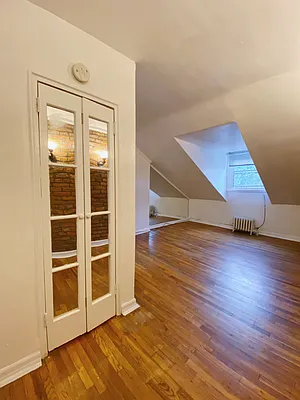 Rented by Maz Group NY | media 17