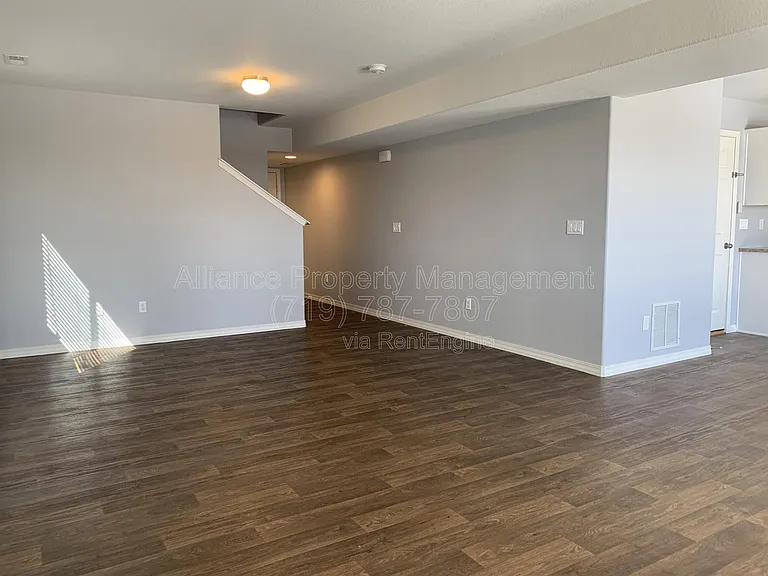3875 Reindeer Cir — Photo 7