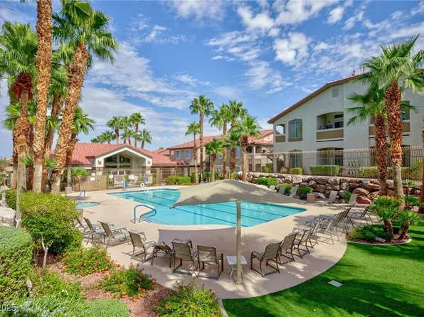 2305 W Horizon Ridge Pkwy APT 1822, Henderson, NV 89052