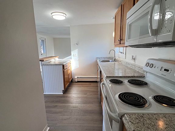 5th image of 200 Townsend Rd Unit C