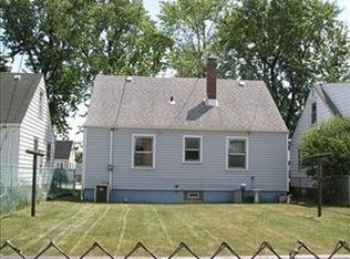 539 139th St, Hammond, IN 46327