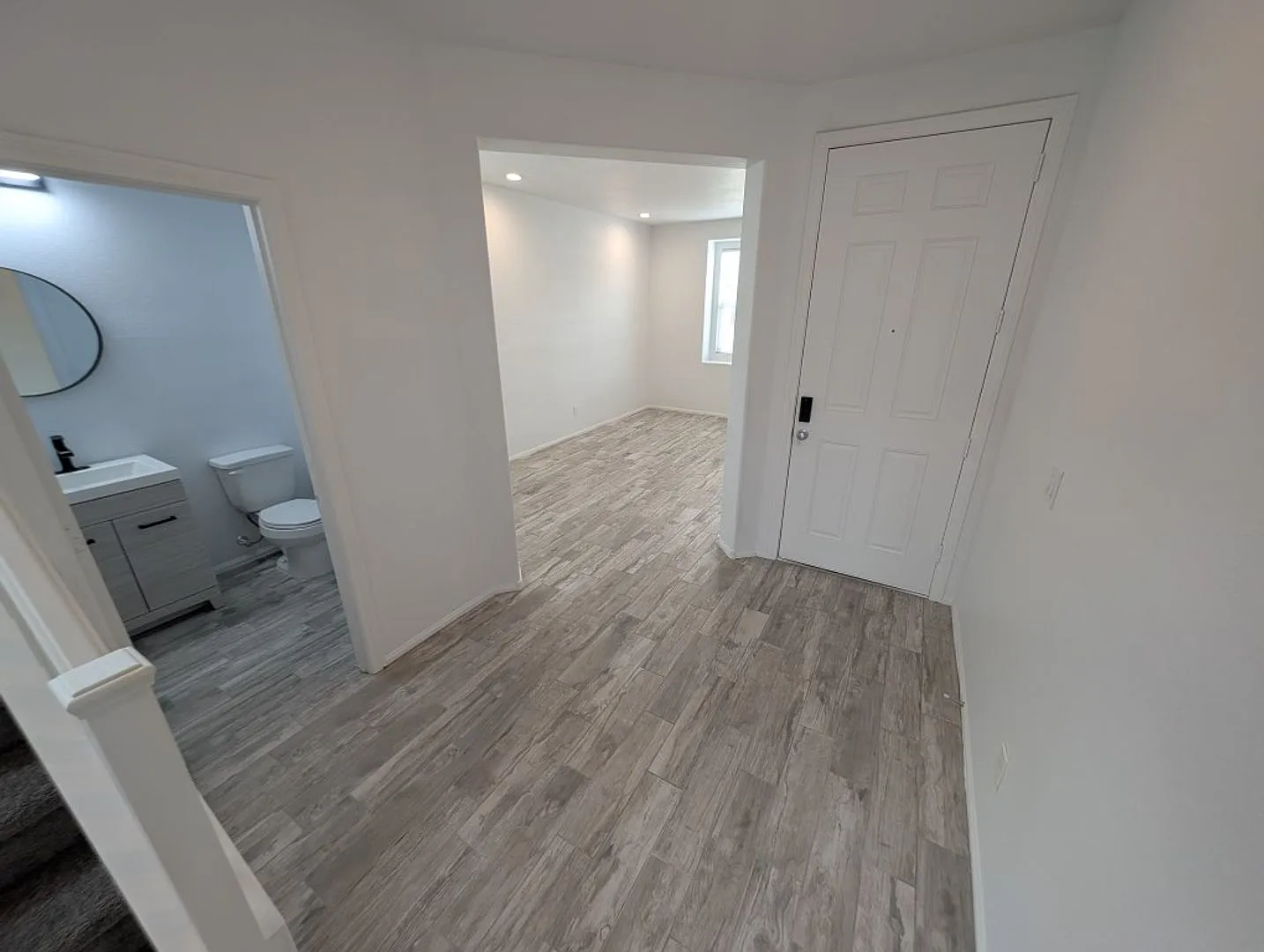 10282 Massachusetts Ln — Photo 3