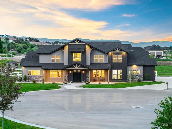 738 Blue Meadows Ct, Middleton, ID 83644