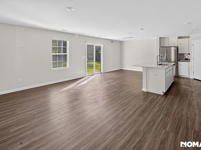 6 Parkwood Ct — Photo 29