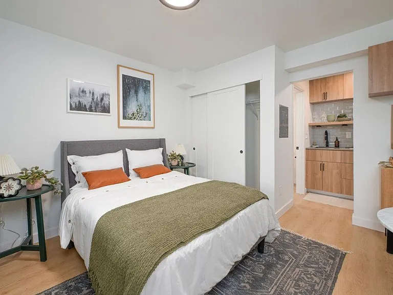 Bellevue Ridge — Photo 15
