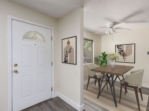 5th image of 2640 Woodridge Ct APT 11