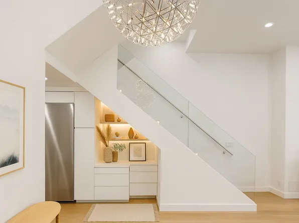 103 West 89th Street 4A image 1 of 15