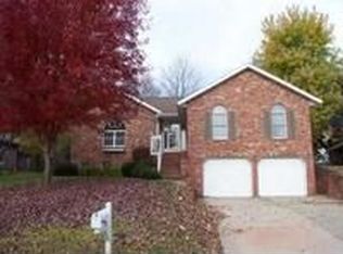 805 Shawn Dr, Jefferson City, MO 65109