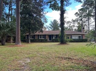 3250 Plantation Ln, Waycross, GA 31503