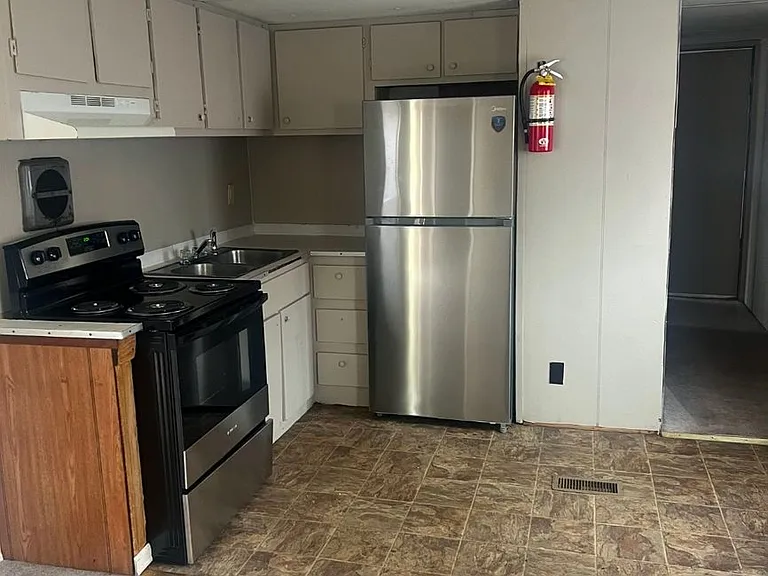 1219 W Oglethorpe Hwy — Photo 14