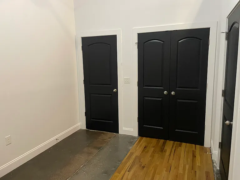 The Lynchburg Midtown Lofts — Photo 12