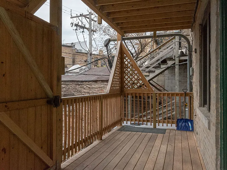 3710 N Clark St #E01P — Photo 19