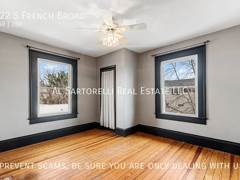 122 S French Broad Ave — Photo 20