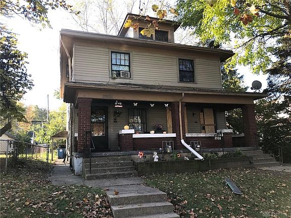 4th image of 2508-2510 Saint Charles Ave