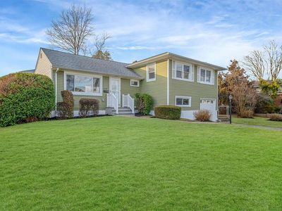 1198 Sylvia Road, Seaford, NY, 11783