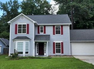 927 Forest Path, Stone Mountain, GA 30088