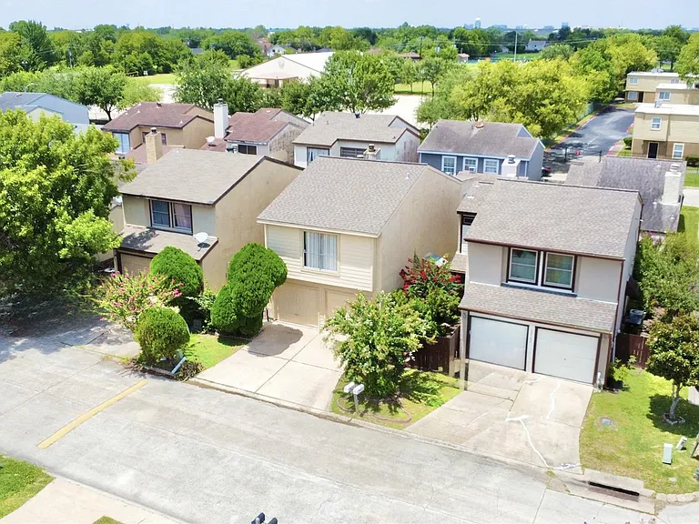 12504 Autumn Leaf Ln — Photo 3