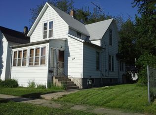 314 N 11th St, Dekalb, IL 60115