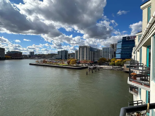 600 Harbor Boulevard image 24 of 32