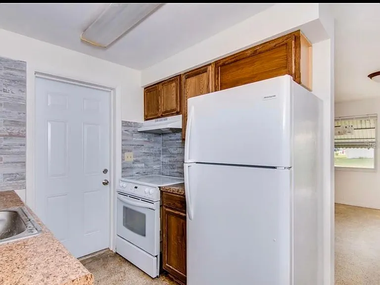433 Dogwood Ct #433 & 435 — Photo 5