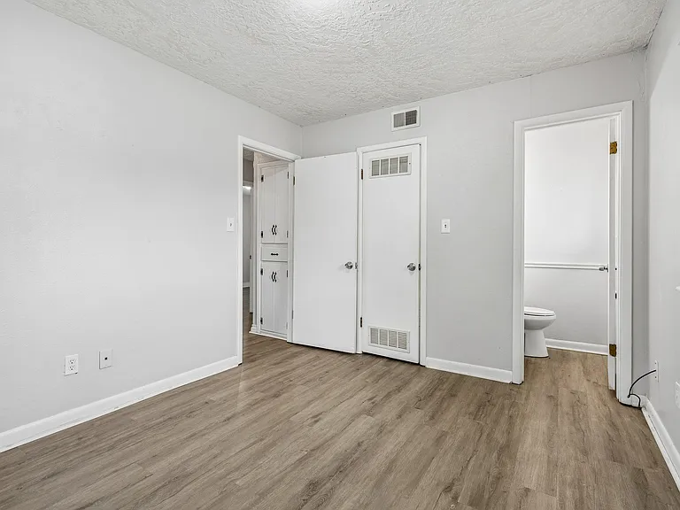 1410 Denison Dr — Photo 12