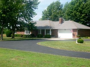 10456 Knob Noster Rd, Knob Noster, MO 65336