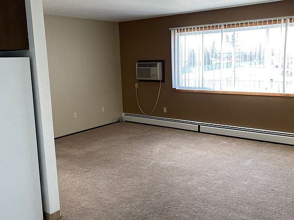 2nd image of 734 11th St NE #7073231