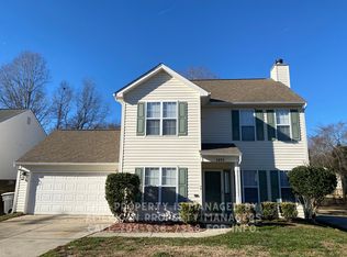 1271 Midlake Ave, Kannapolis, NC 28083