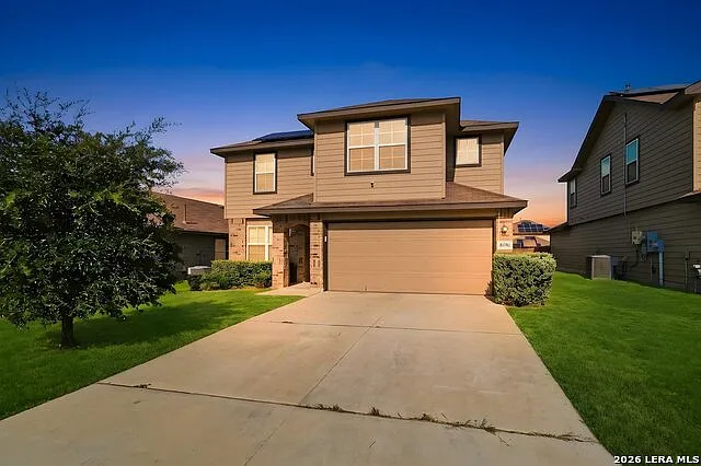 8106 Chestnut Blue Dr — Photo 1