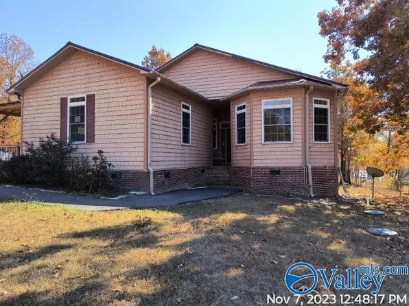 74 County Road 625, Cedar Bluff, AL 35959