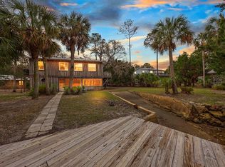 39 SW 468th Ave, Steinhatchee, FL 32359