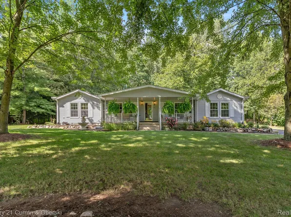 7879 Rosbolt Rd, Milan, MI 48160
