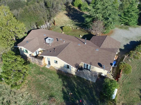 46520 N Eastwood Dr, Oakhurst, CA 93644