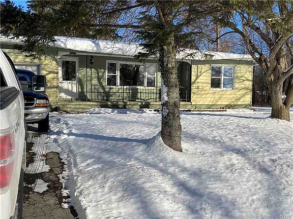 3rd image of 256 County Road 43